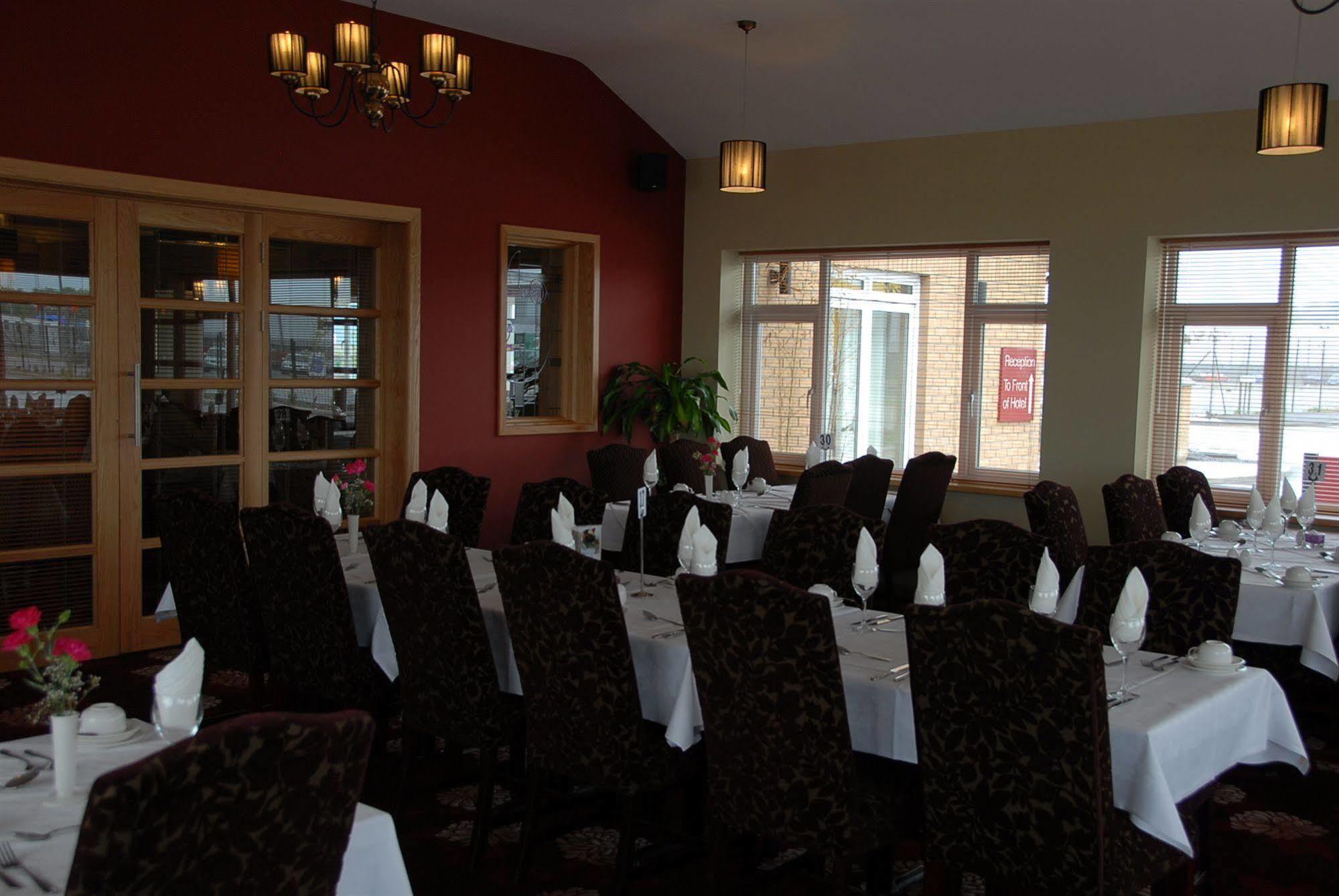 Curran Court Hotel Larne Ngoại thất bức ảnh