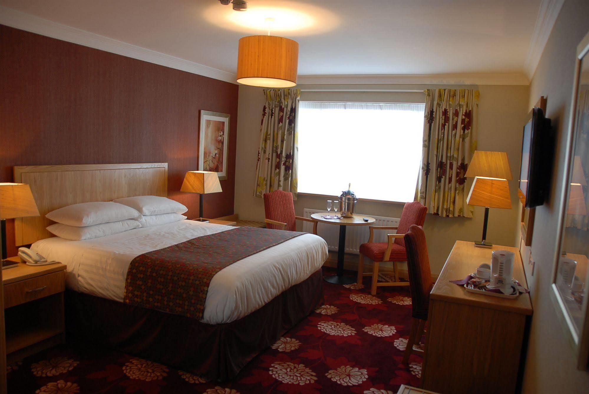 Curran Court Hotel Larne Ngoại thất bức ảnh